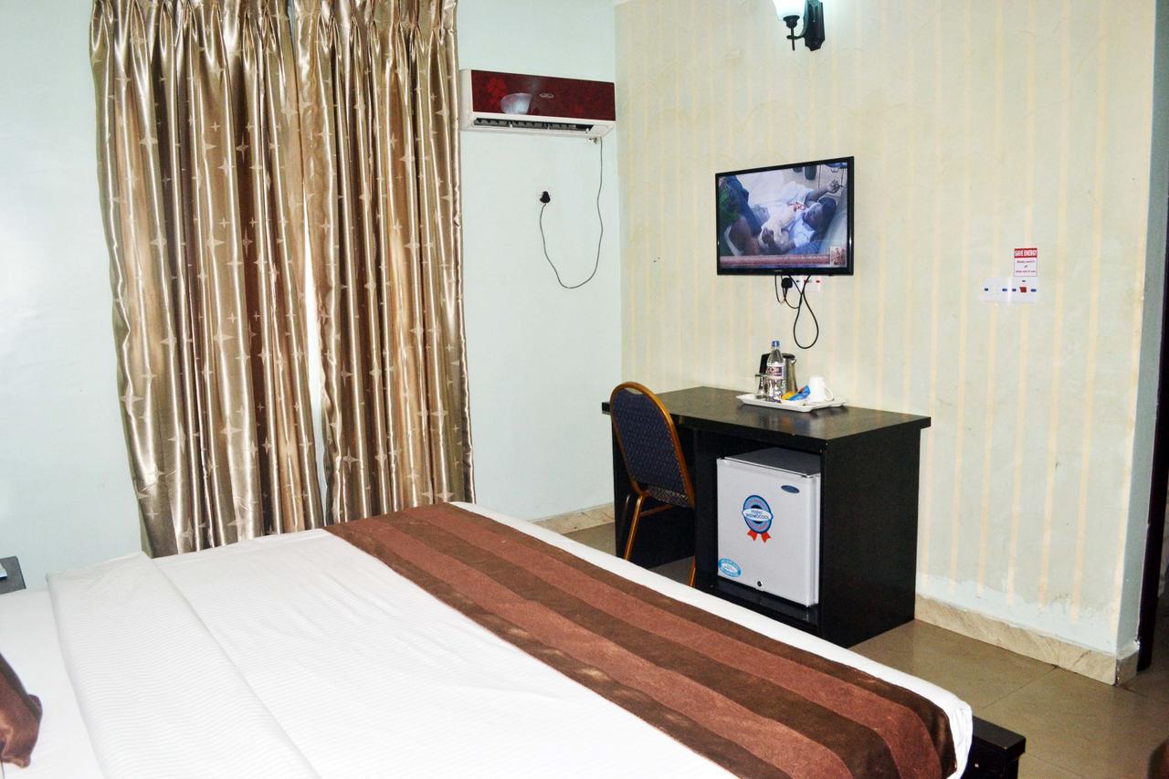 Grand Capital Hotel Akure Eksteriør bilde